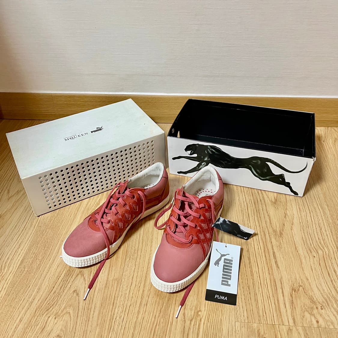 [새상품] PUMA x McQUEEN 푸마 알렉산더 맥퀸 콜라보 스니커즈 상품이미지1
