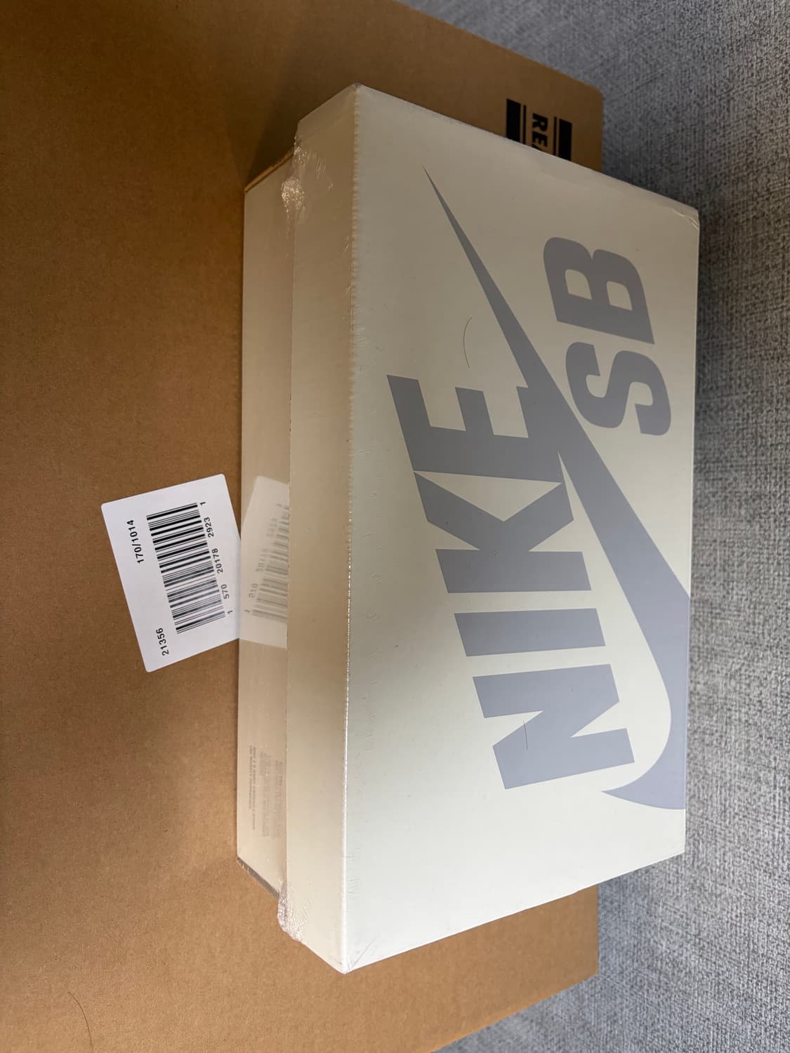 나이키 x 파워퍼프걸 SB 덩크 로우 프로 QS 버터컵 270 상품이미지4