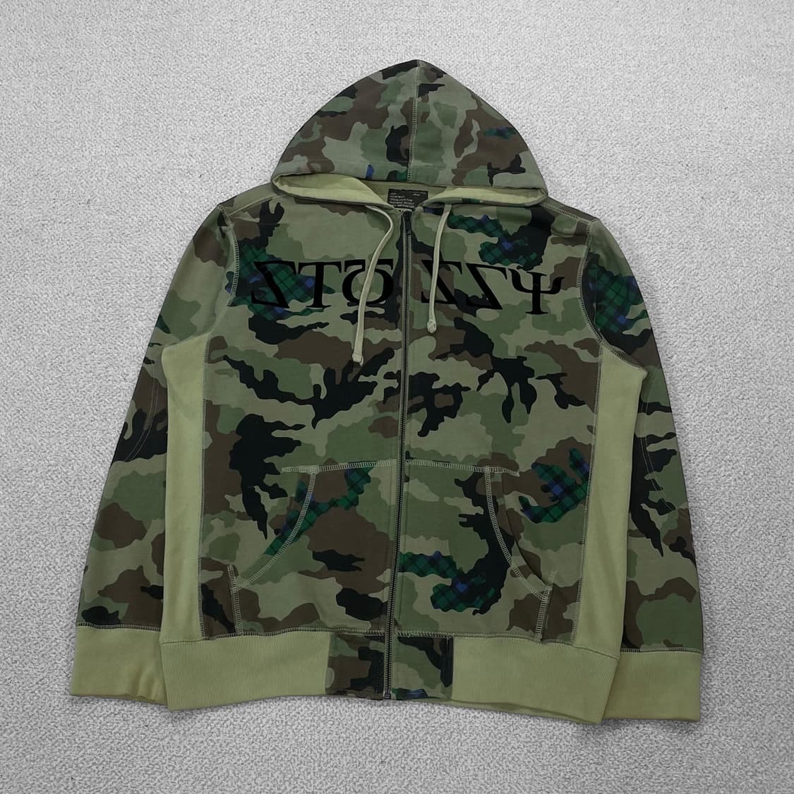 스투시 Stussy 스펠 로고 카모 후드집업 상품이미지1