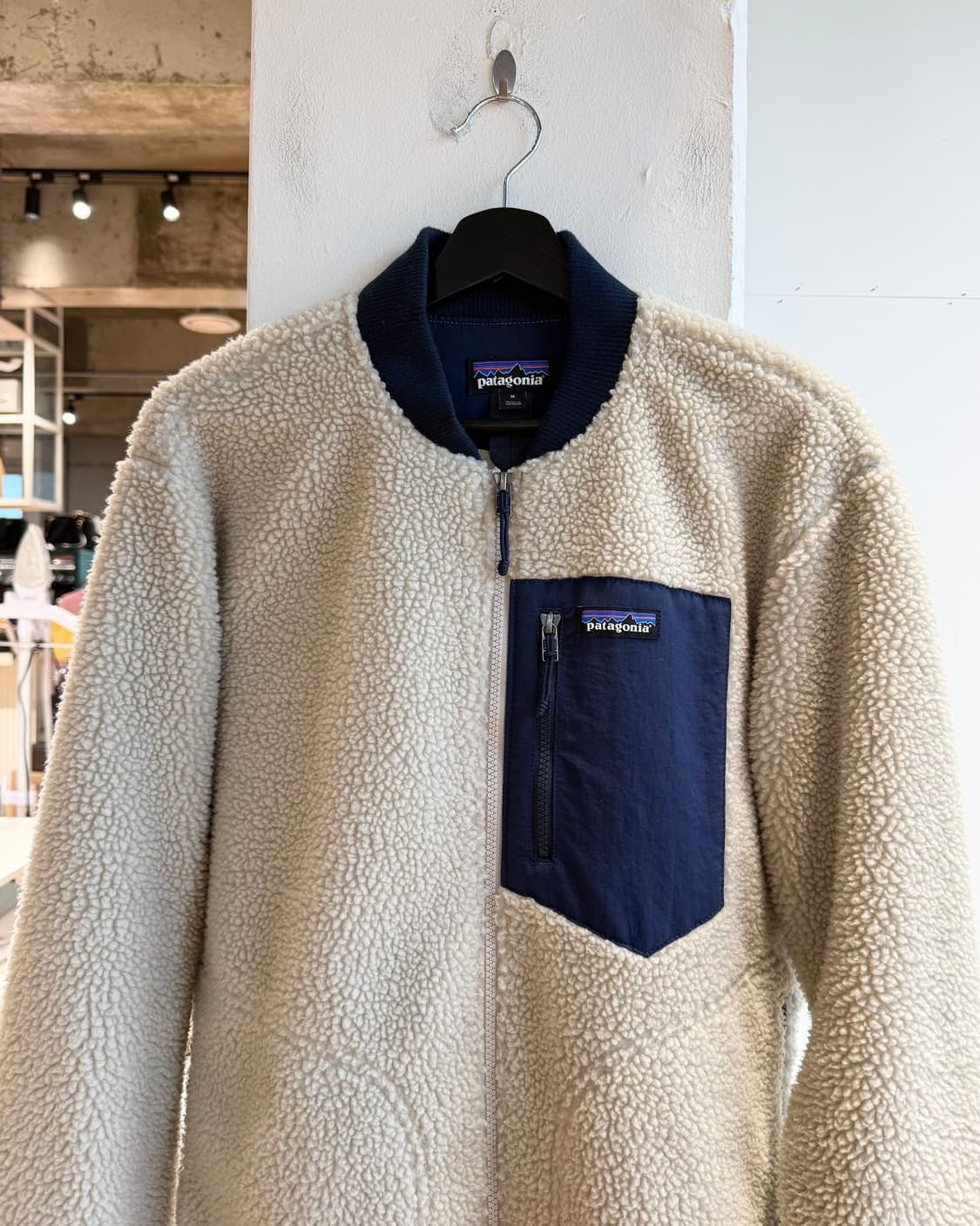 파타고니아 맨즈 클래식 레트로-X 플리스 봄버 자켓 상품이미지2