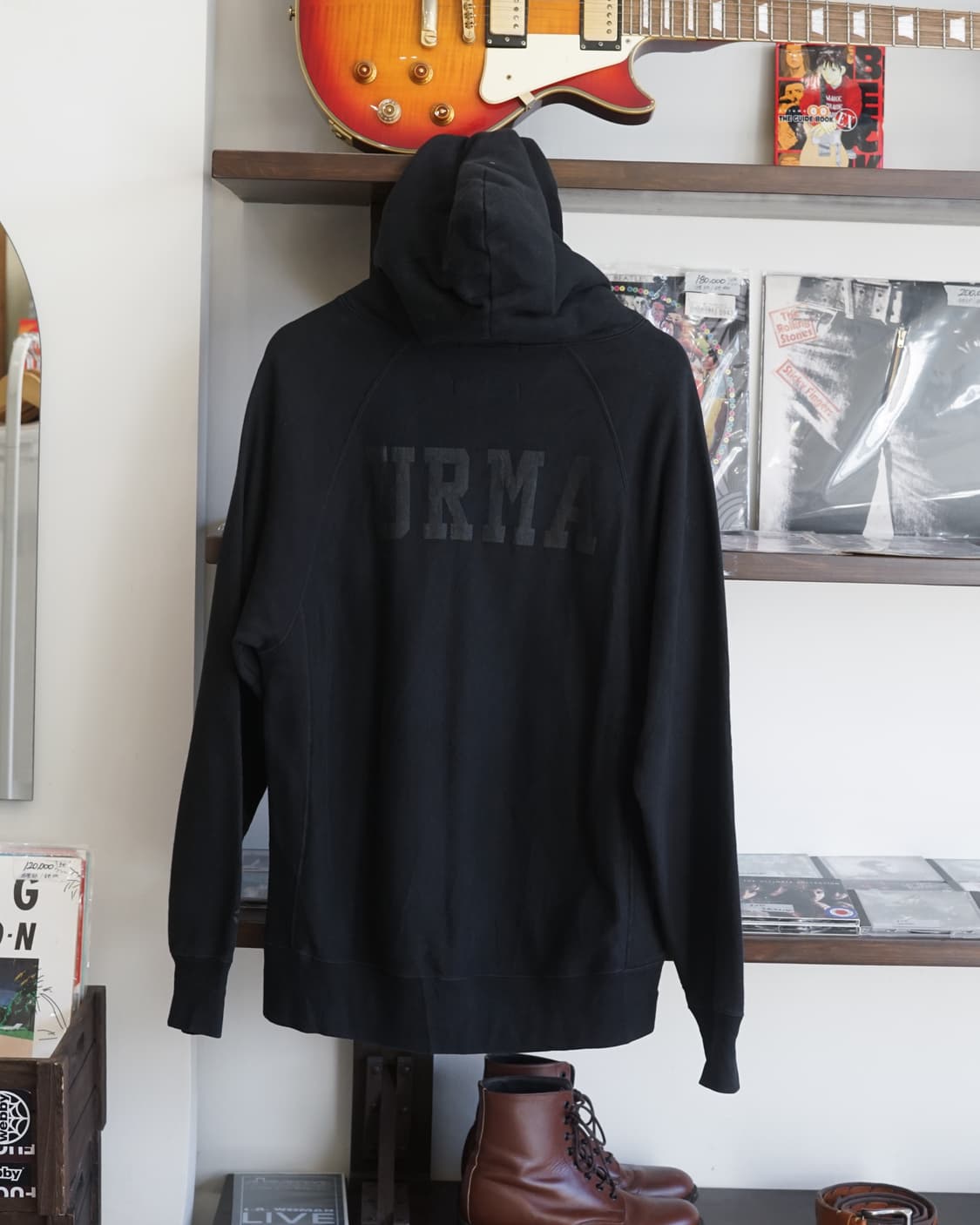 Unrivaled 상품이미지2