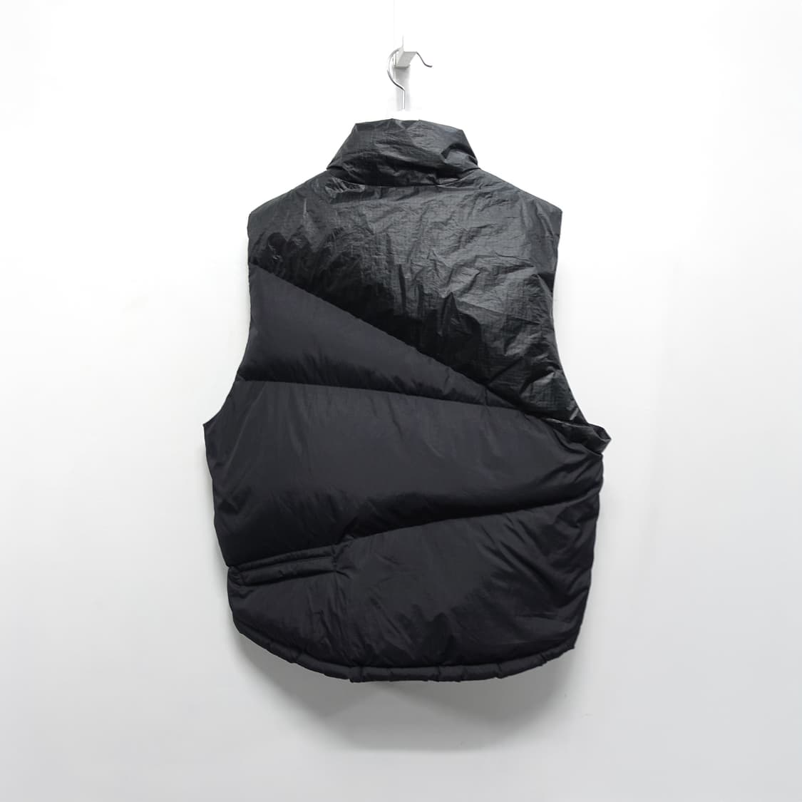 <2 >UNDERCOVER 언더커버 23AW 다운 패딩 베스트 상품이미지5