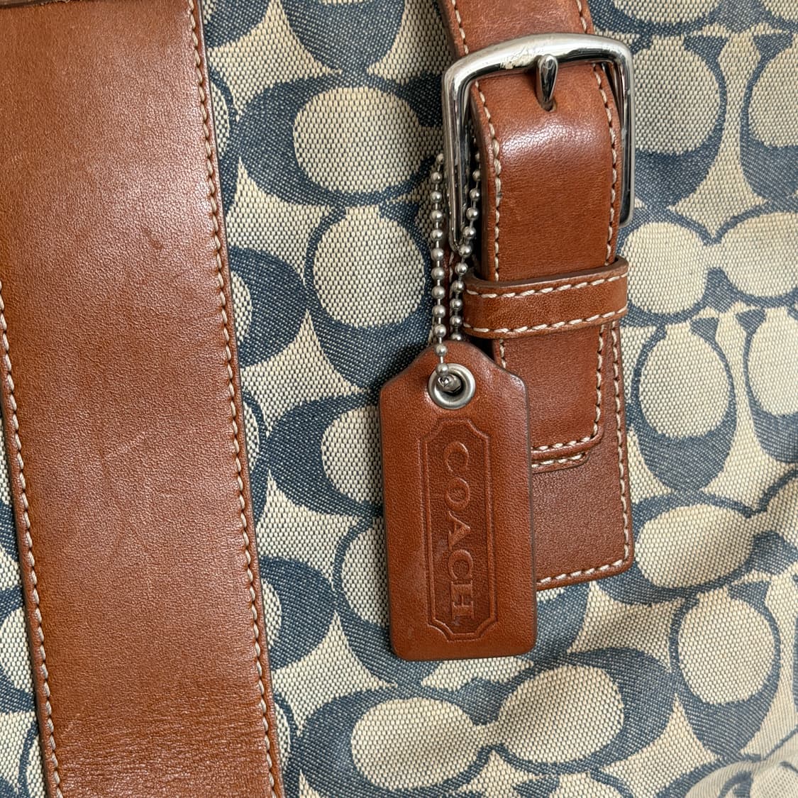 Coach signature logo shoulder bag 상품이미지2