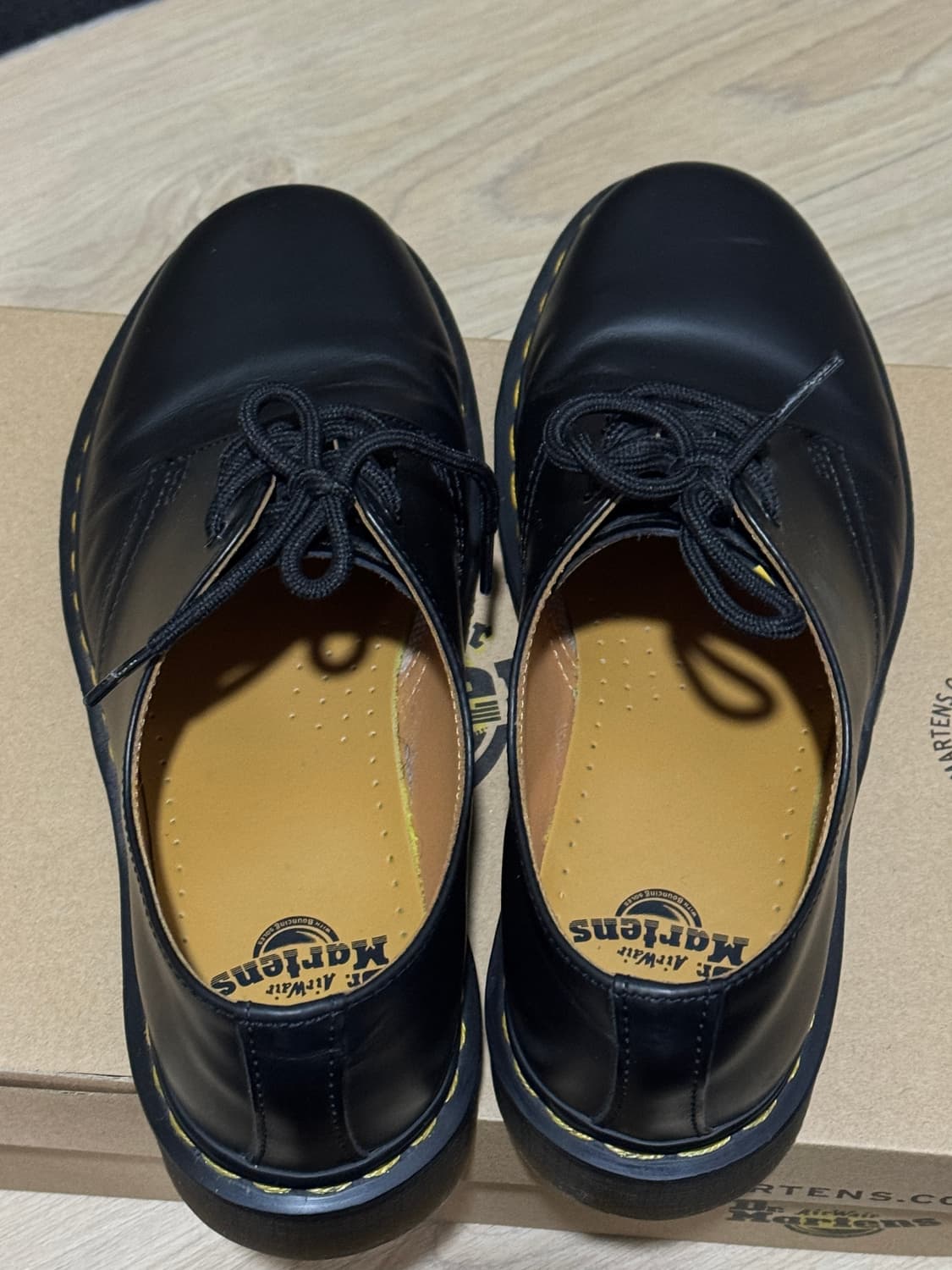 닥터마틴 1461 스무스 uk7 260 상품이미지3