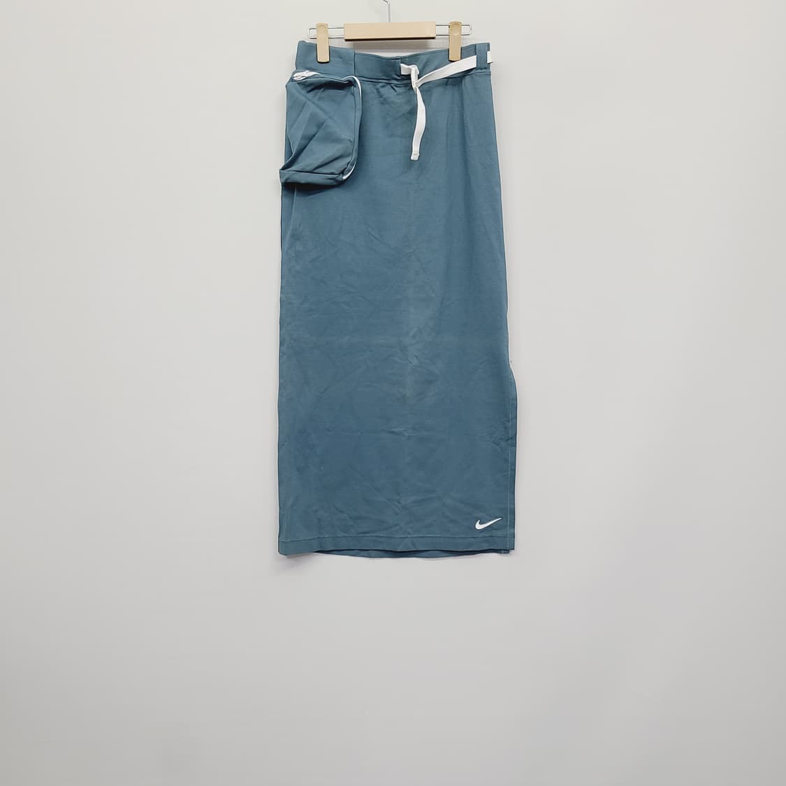 [나이키] 테크 팩 사이드 슬릿 롱 스커트 (CZ1406-058) 상품이미지2