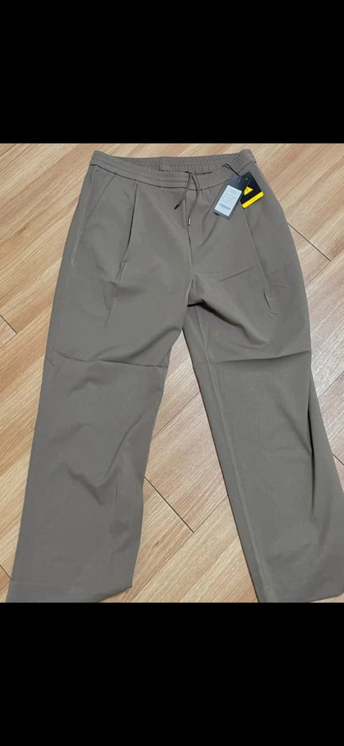 무신사 스탠다드 원턱 와이드 밴딩 슬랙스 상품이미지2