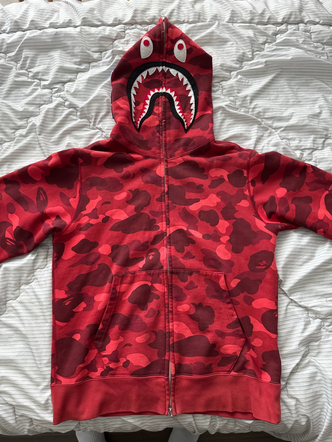 베이프 샤크 후드집업 판매합니다 상품이미지1