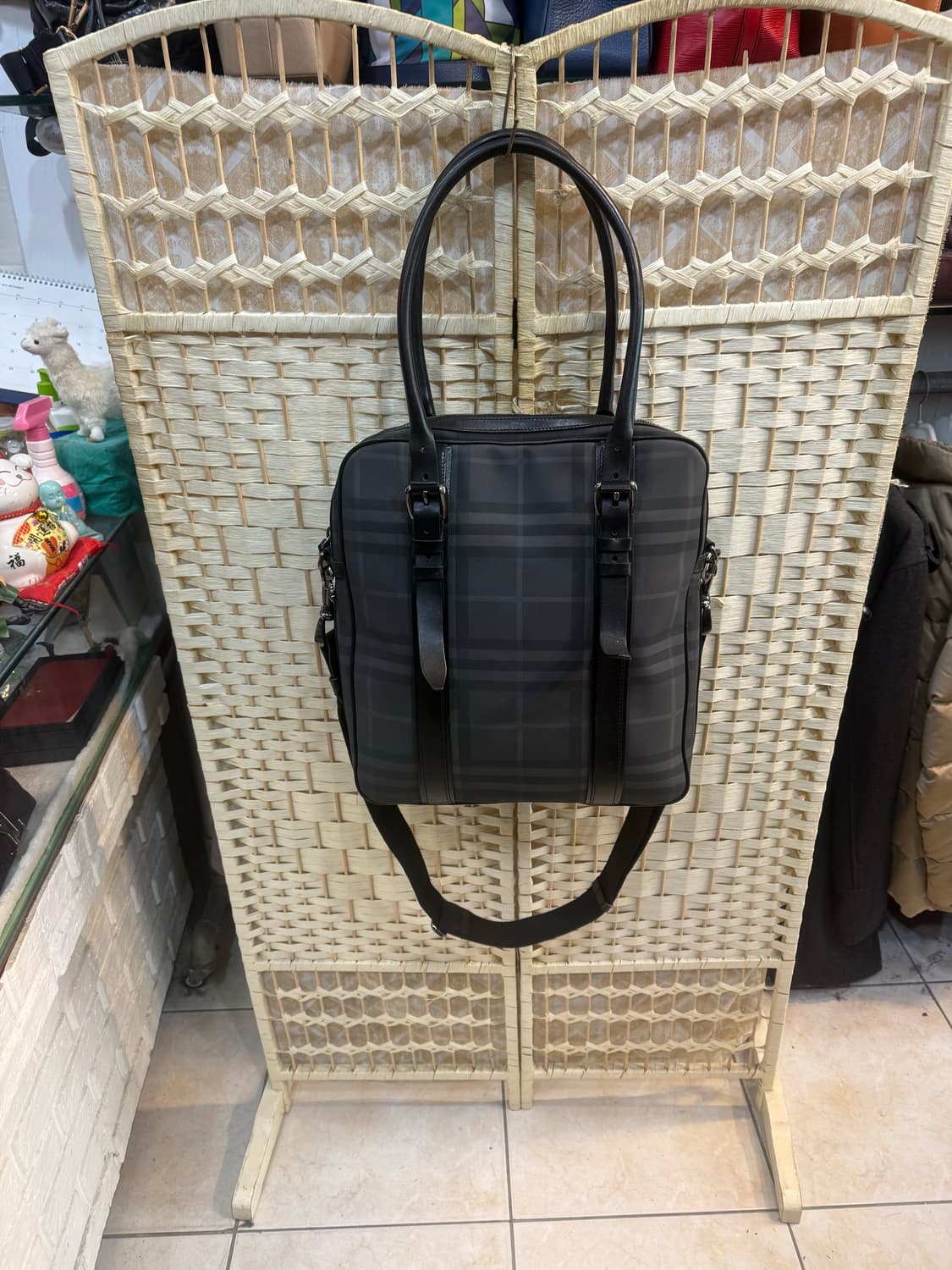 정품 버버리 체크 2way백 팝니다 상품이미지1