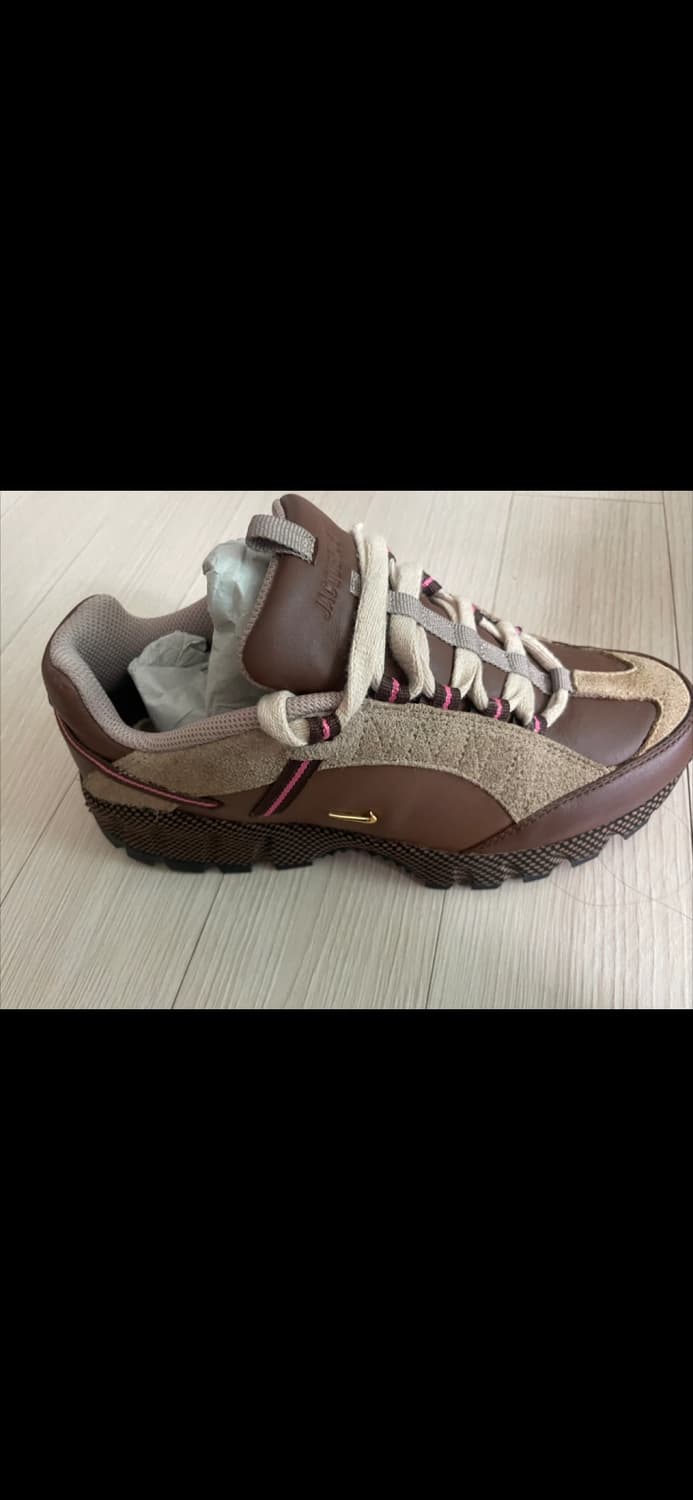 나이키 에어 후마라 LX 자크뮈스 콜라보 브라운 240 상품이미지3