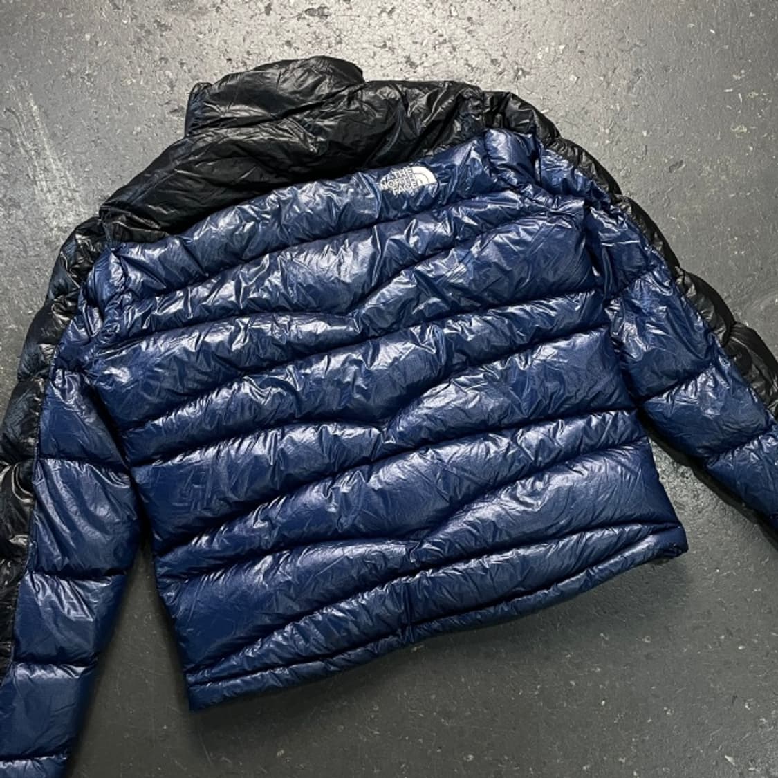 95-100 노스페이스 퀀텀 800 퍼텍스 유광패딩 상품이미지6