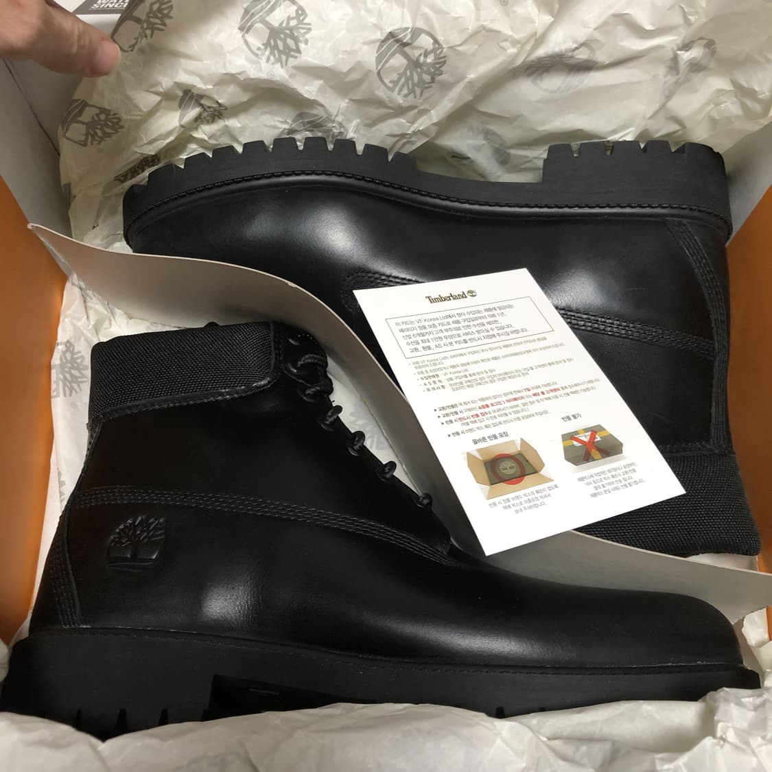 (265) 새상품 팀버랜드 6인치 헤리티지 프리미엄 부츠 레더 블랙 상품이미지9