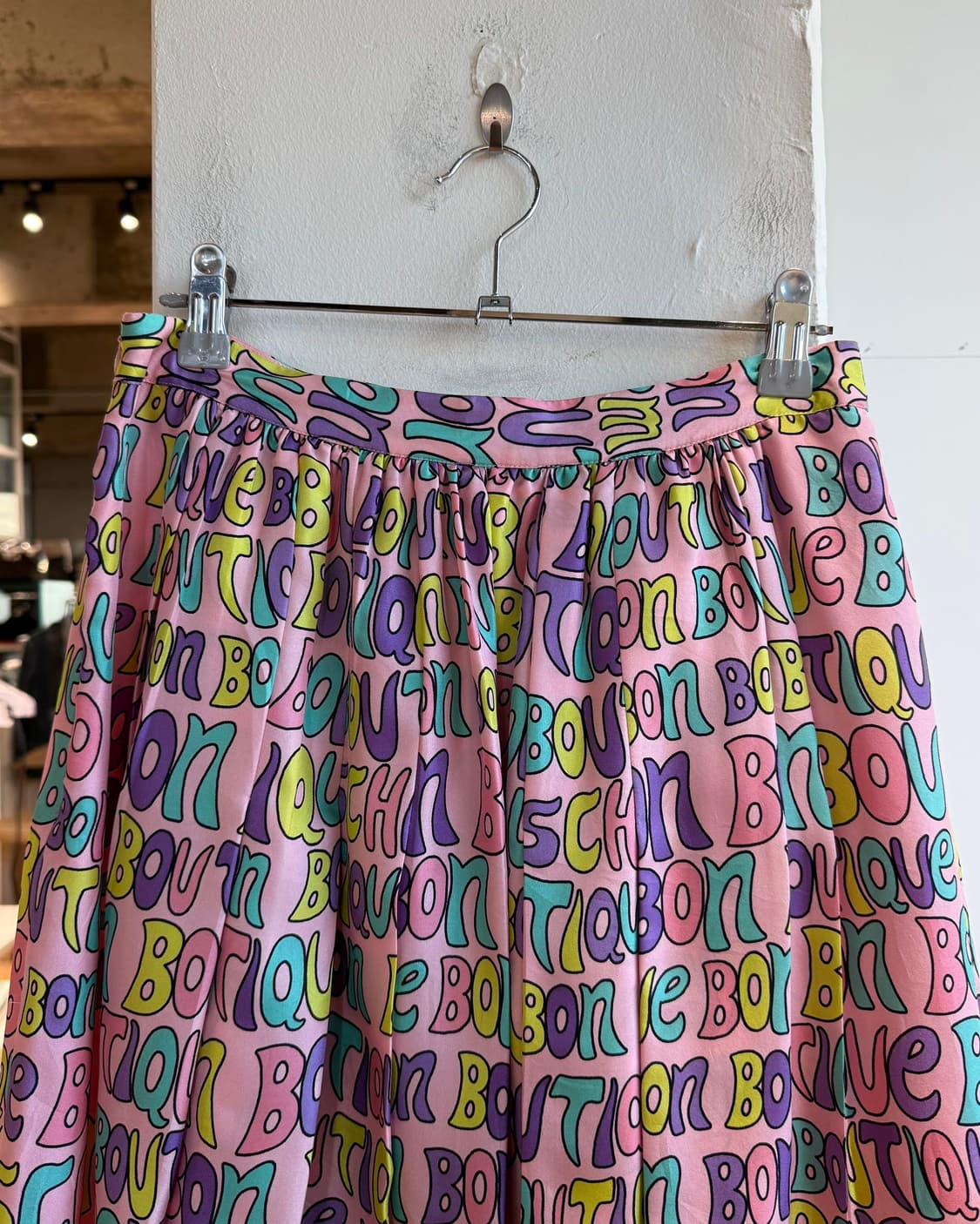 모스키노 부티크 핑크 로고 패턴 실크 핀턱 스커트 상품이미지6