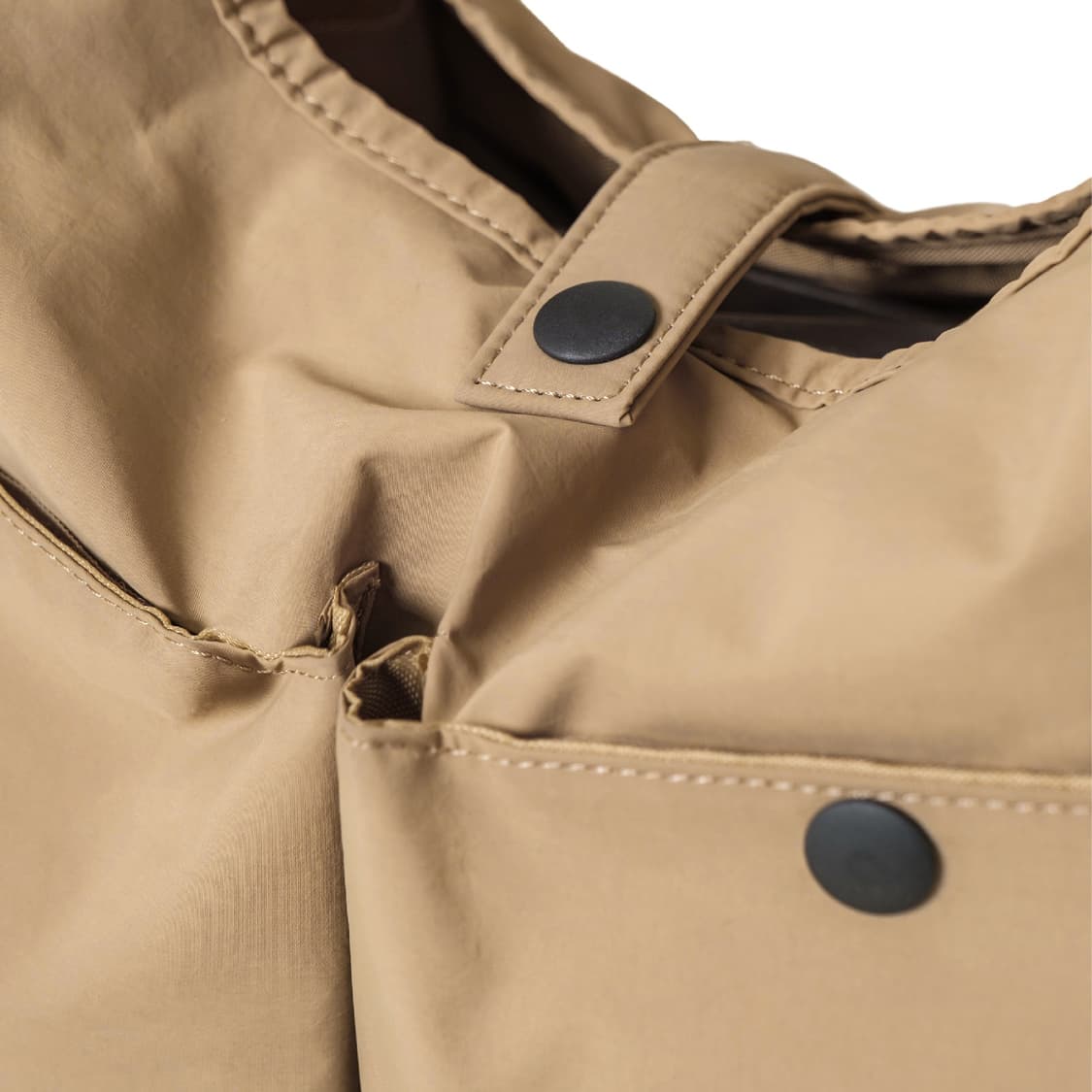 새상품)마지언타이틀 패디드 보어 크로스백 베이지 상품이미지4