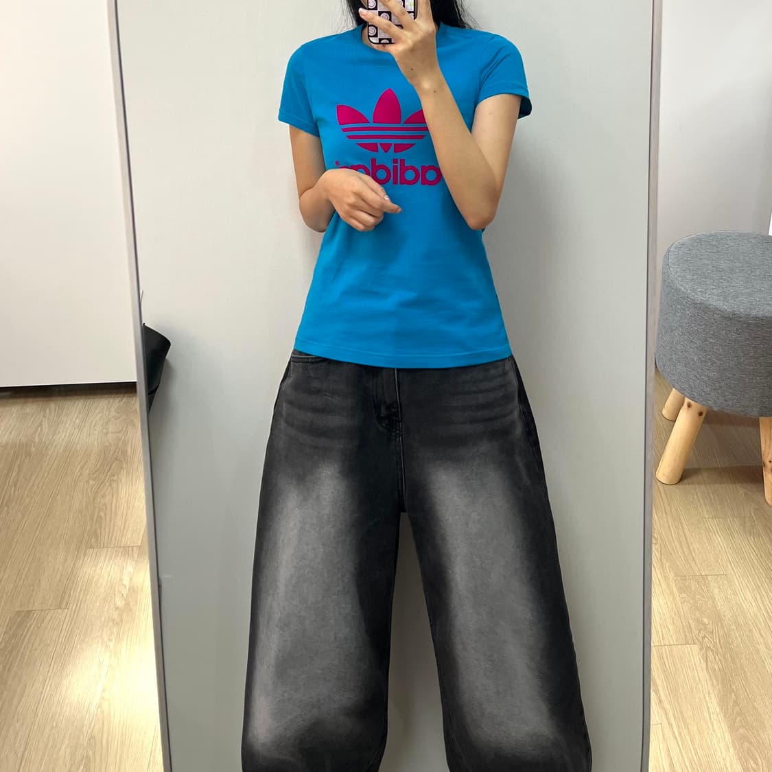아디다스 Y2K 빅로고 반팔 티셔츠 상품이미지2