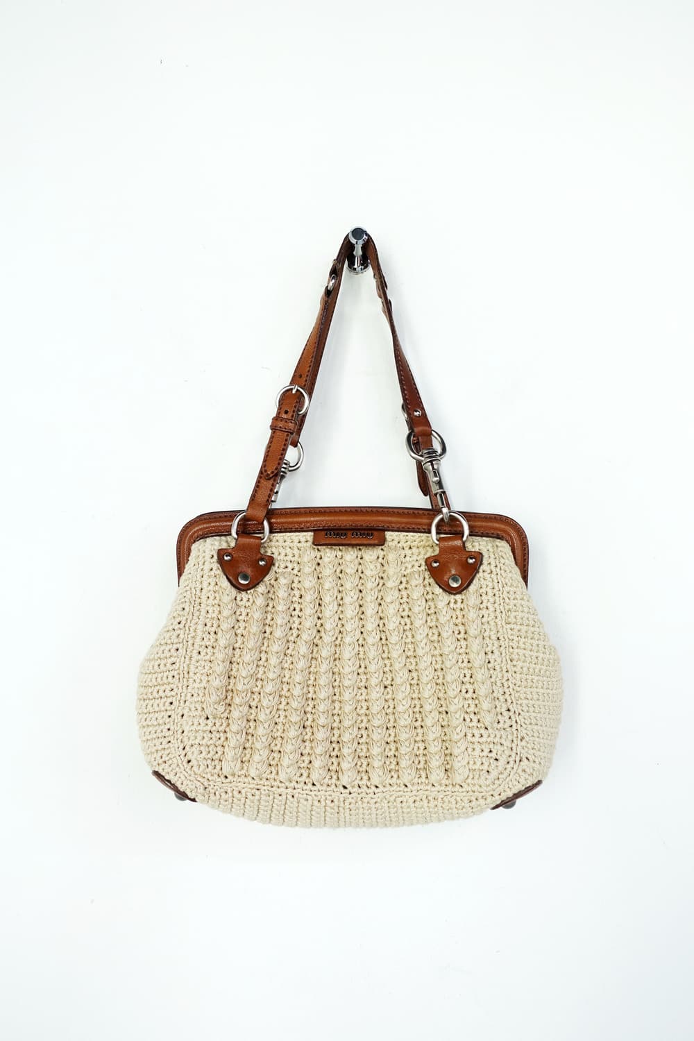 미우 미우 크로셰 백 상품이미지2