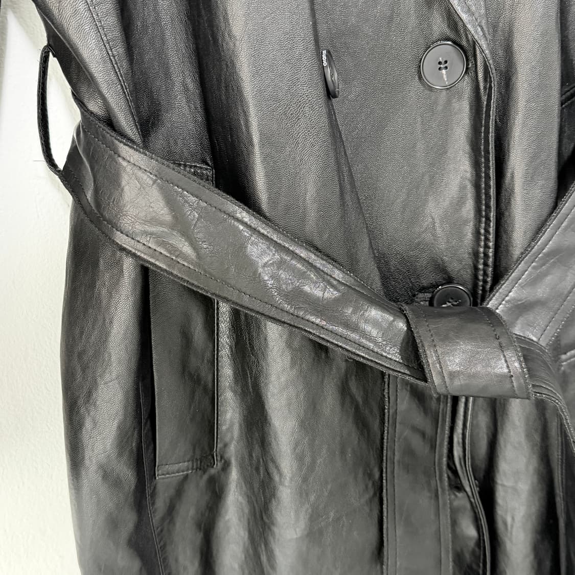 [85] 스튜디오톰보이 페이크레더 가죽코트 상품이미지4