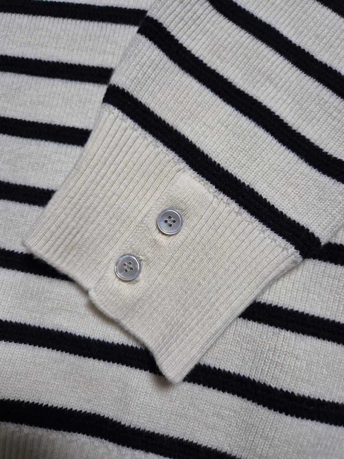 시스템옴므 오픈카라 울 스트라이프 니트 105 아이보리 상품이미지4