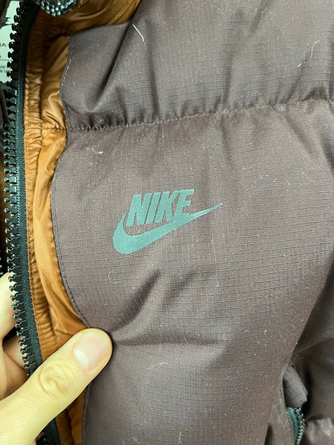 나이키 브라운 다운 패딩 상품이미지3