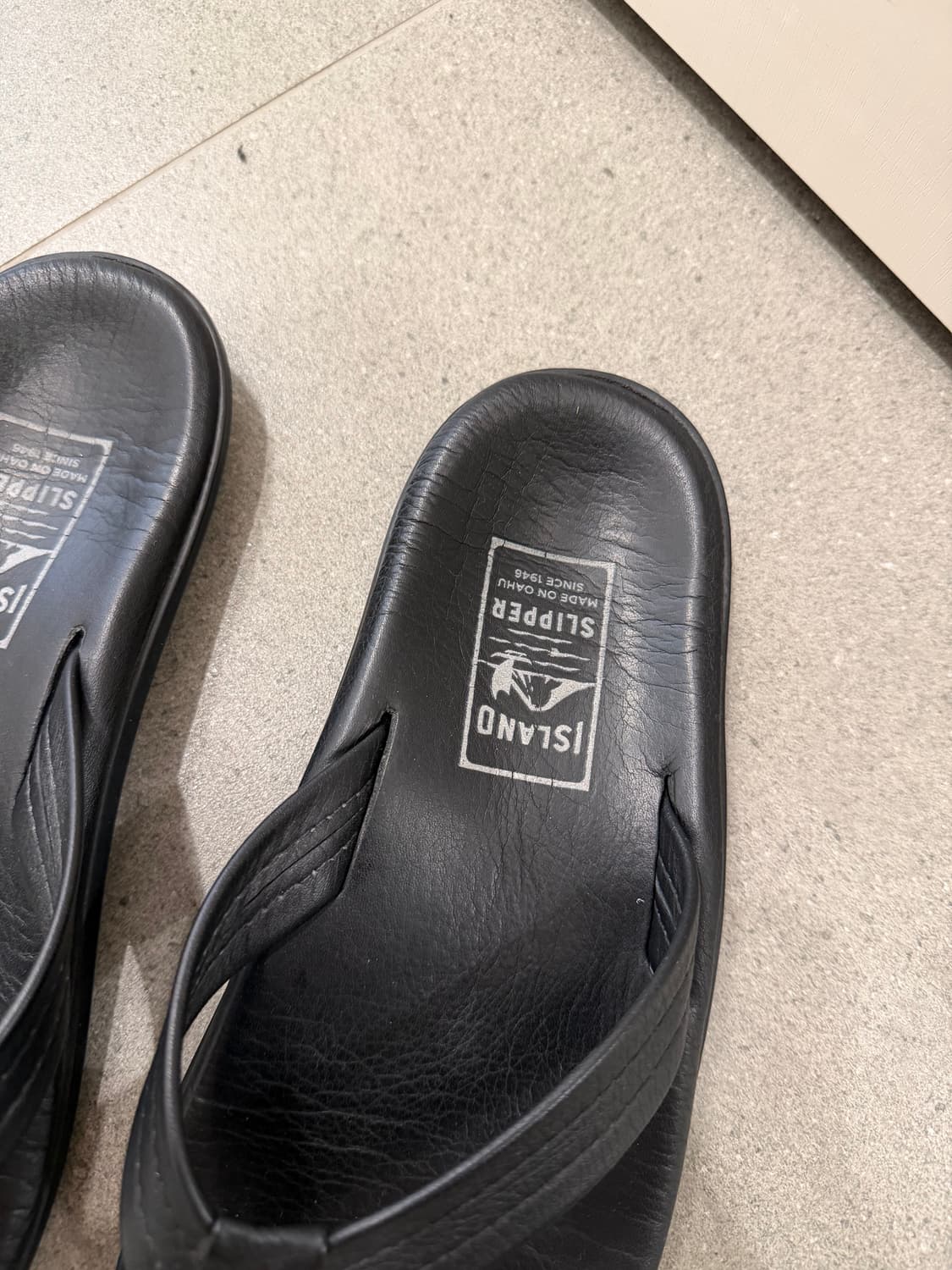 아일랜드 슬리퍼 클래식 레더 블랙 상품이미지2