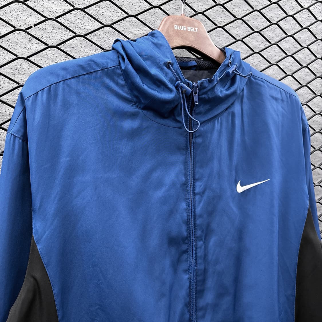 나이키 트레이닝 쉘 후드자켓 배색 디테일 루즈핏 마린블루 상품이미지4