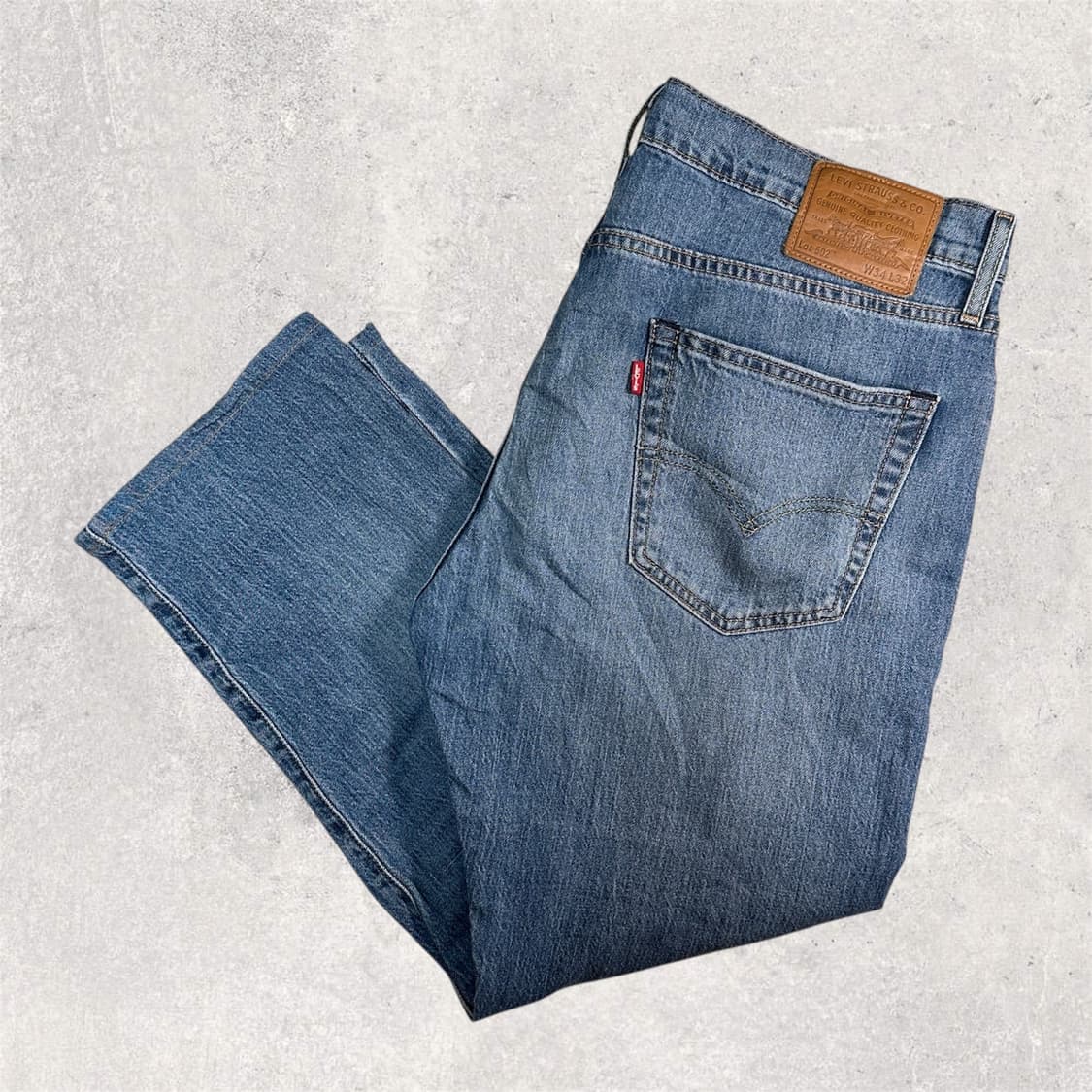 리바이스 프리미엄 가죽 패치 테이퍼드 핏 502 W34 상품이미지1