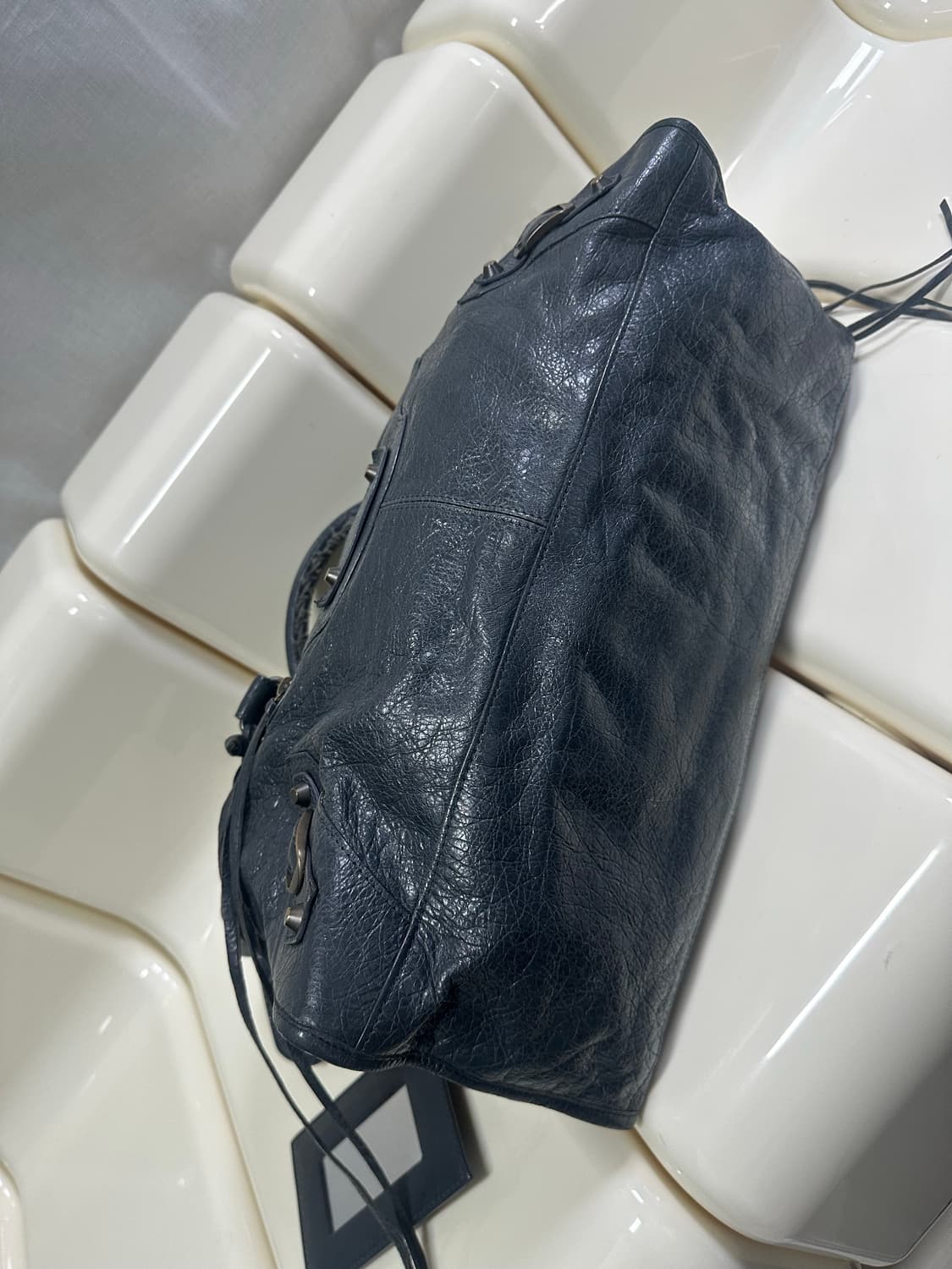 [A 정품] 발렌시아가 시티 모터백 파트타임 그레이 상품이미지6