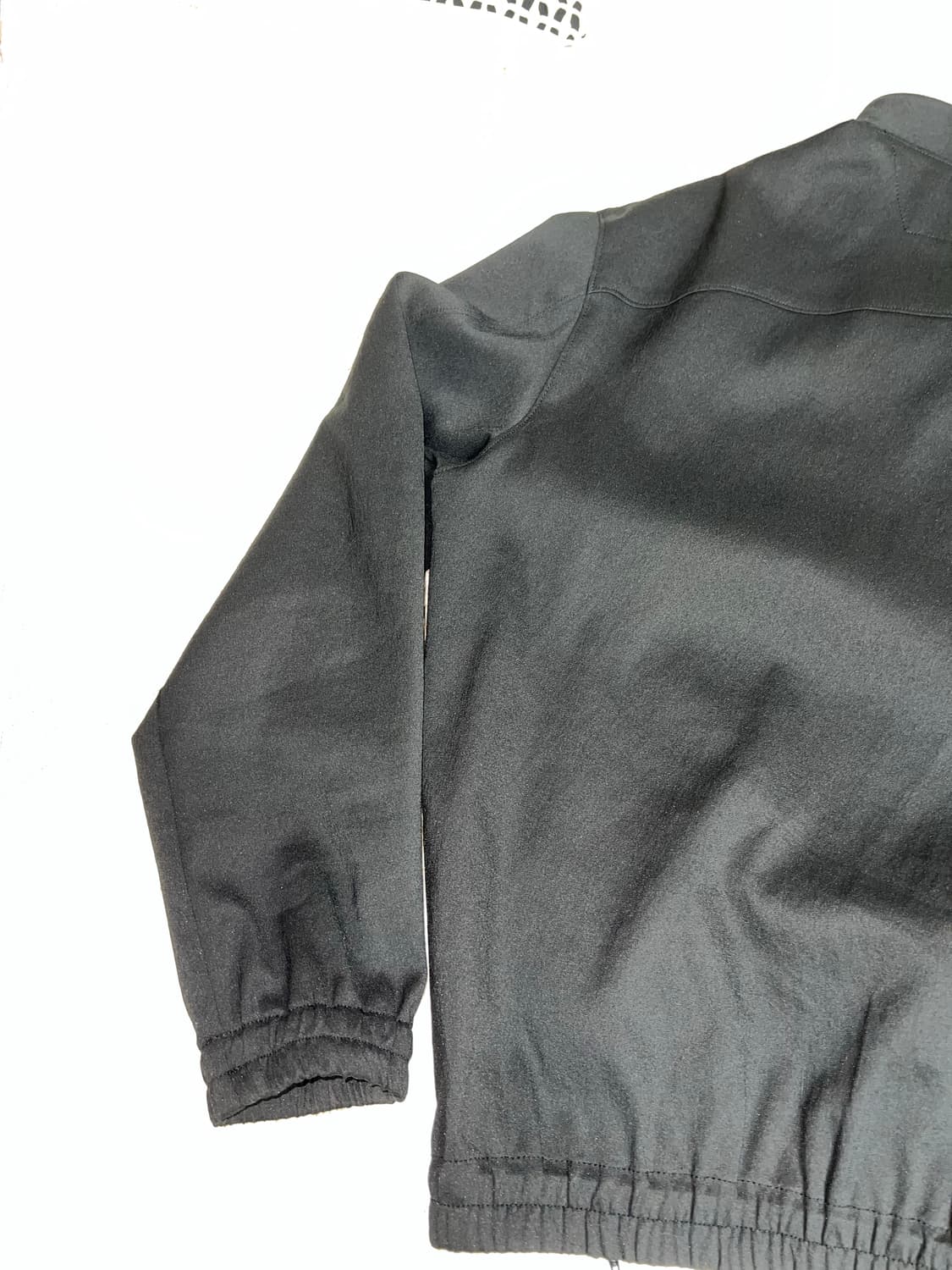 누마레ee 커브드 하프집업 블랙 L 사이즈  상품이미지7