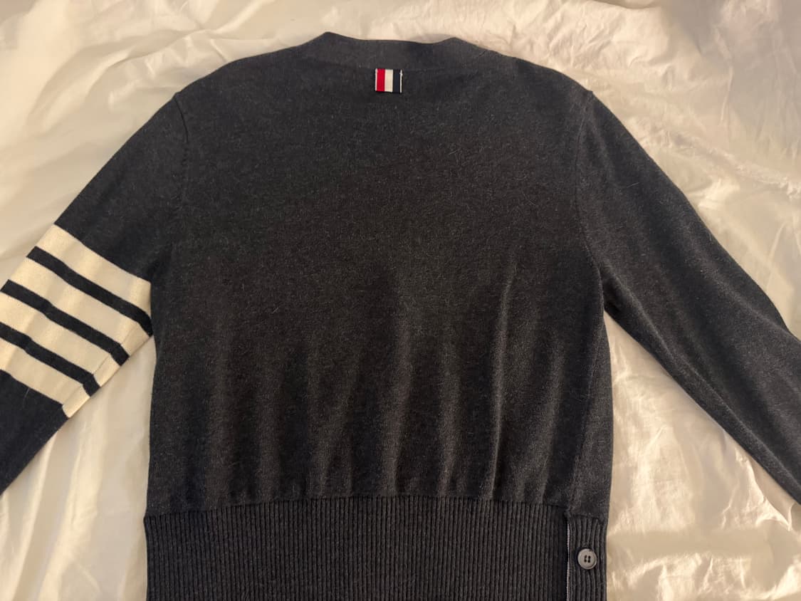 톰브라운 가디건 S 상품이미지4