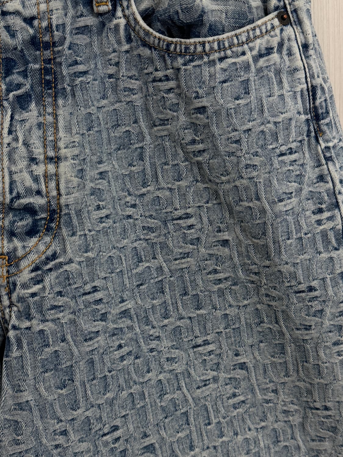 아크네 스튜디오 모노그램 1981 데님 상품이미지8