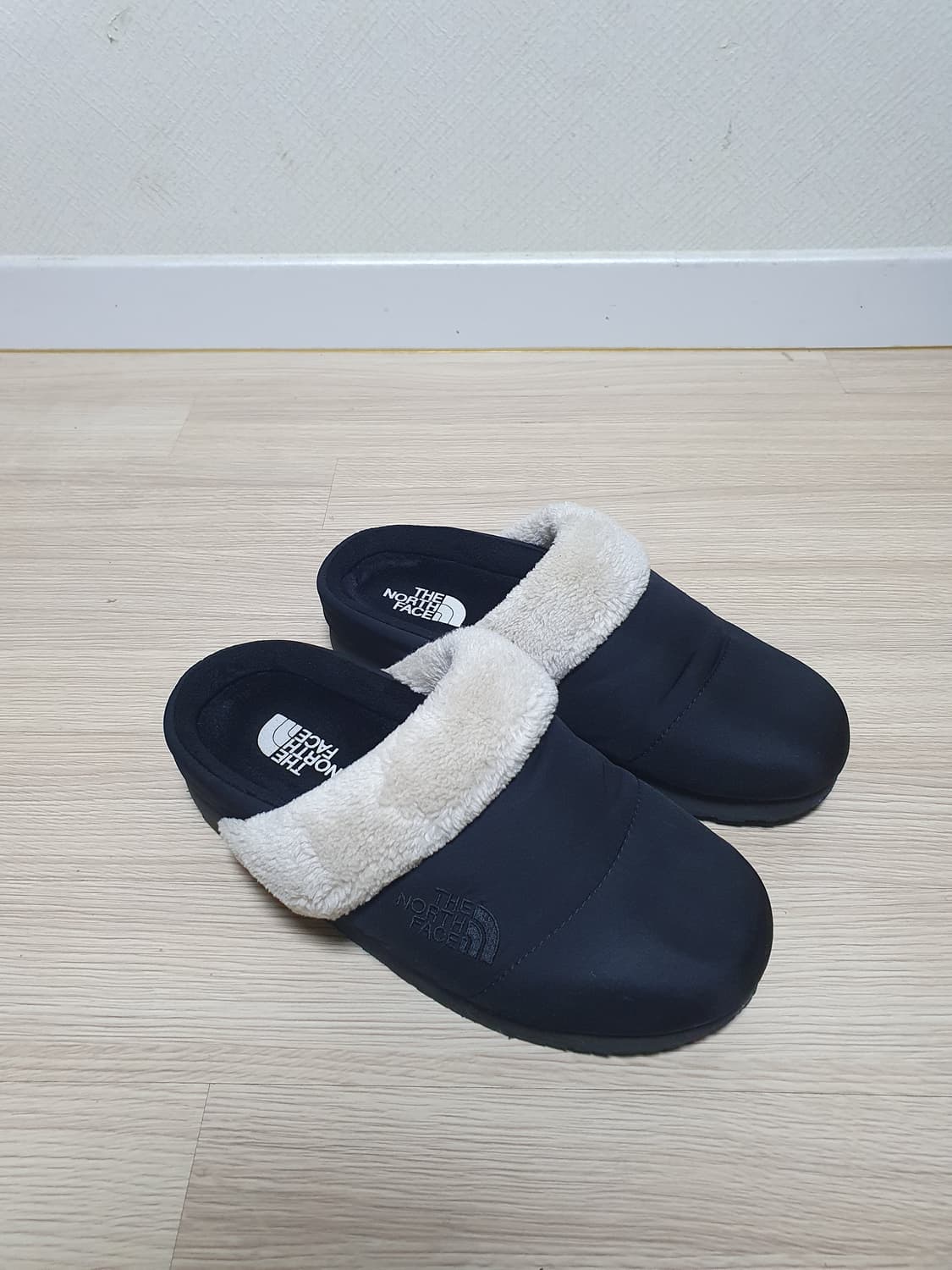 노스페이스 뮬 슬리퍼 블랙 280 상품이미지2