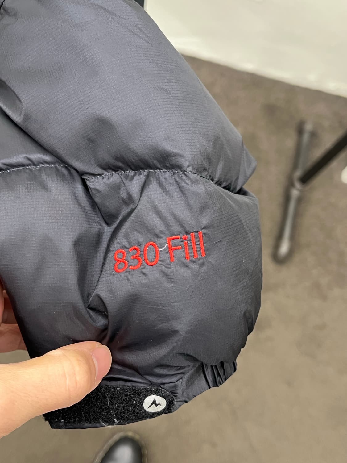 마모트 830필 경량 패딩 상품이미지9