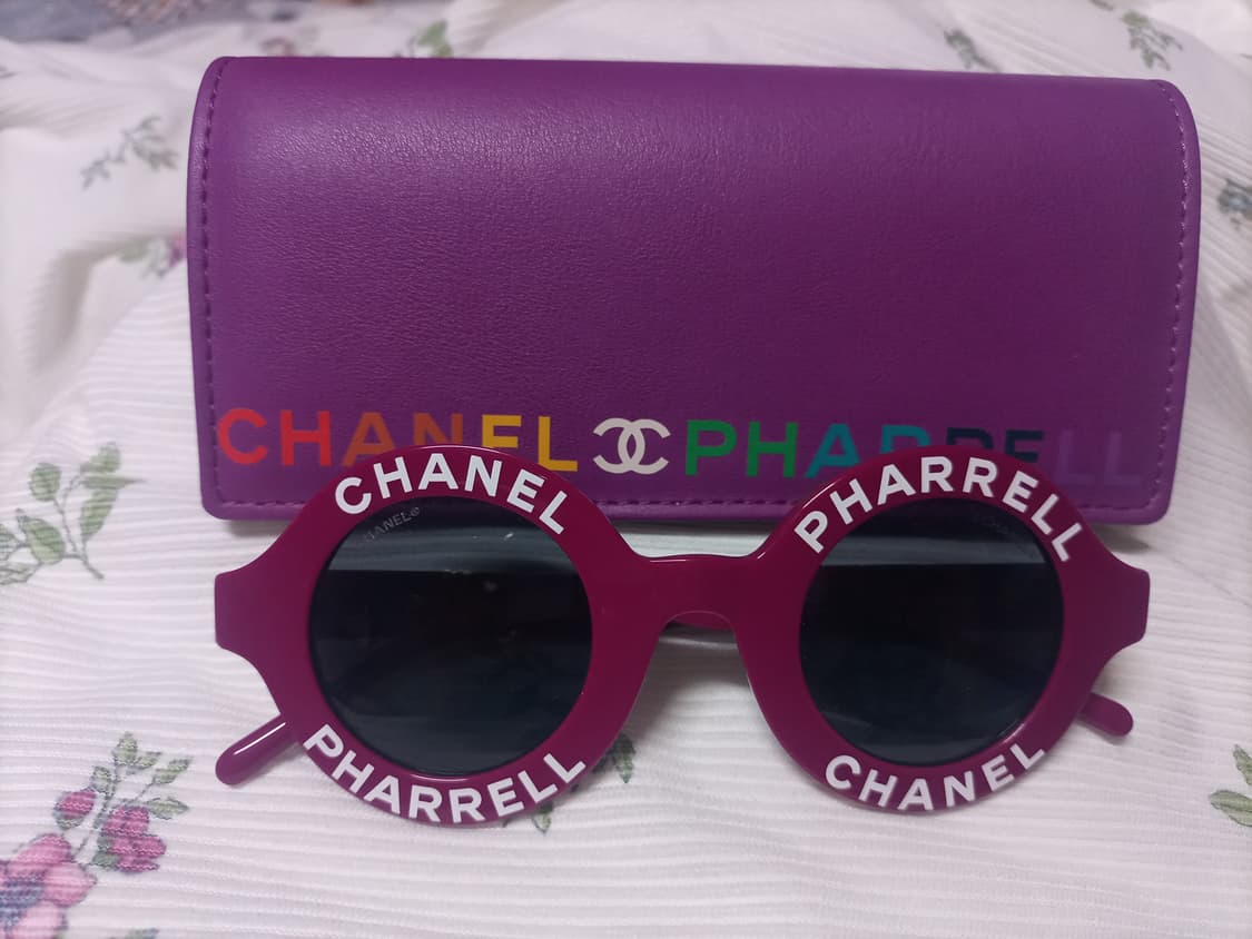 정품 샤넬×퍼렐 보라색 선글라스 상품이미지1