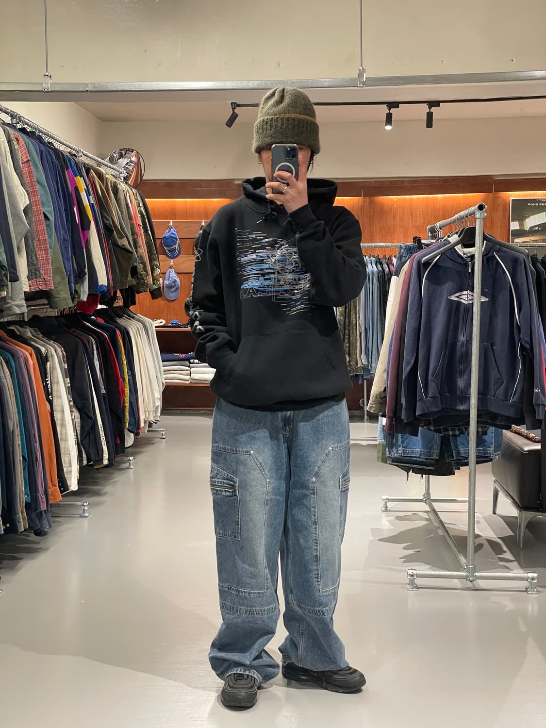 러셀 프린팅 후드 티셔츠    상품이미지2