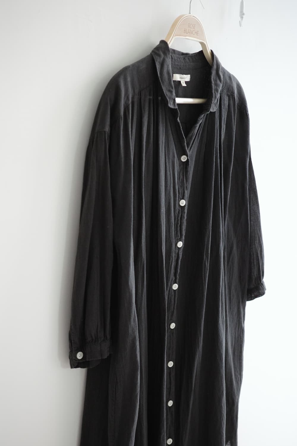 studio CLIP
• 블랙 아사 코튼 셔츠 롱 원피스 상품이미지2