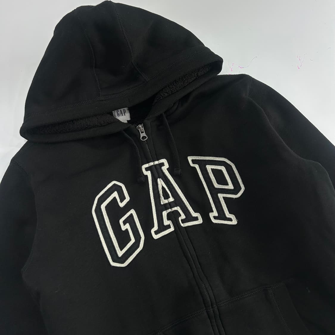 Gap 갭 블랙 로고 퍼 안감 후드집업 상품이미지4