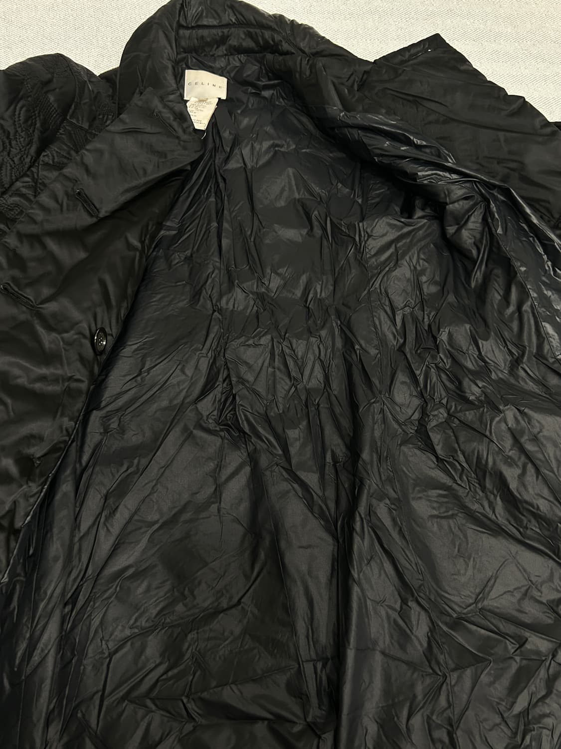 셀린느 퀼팅 블랙 벨티드 패딩코트 66 상품이미지8