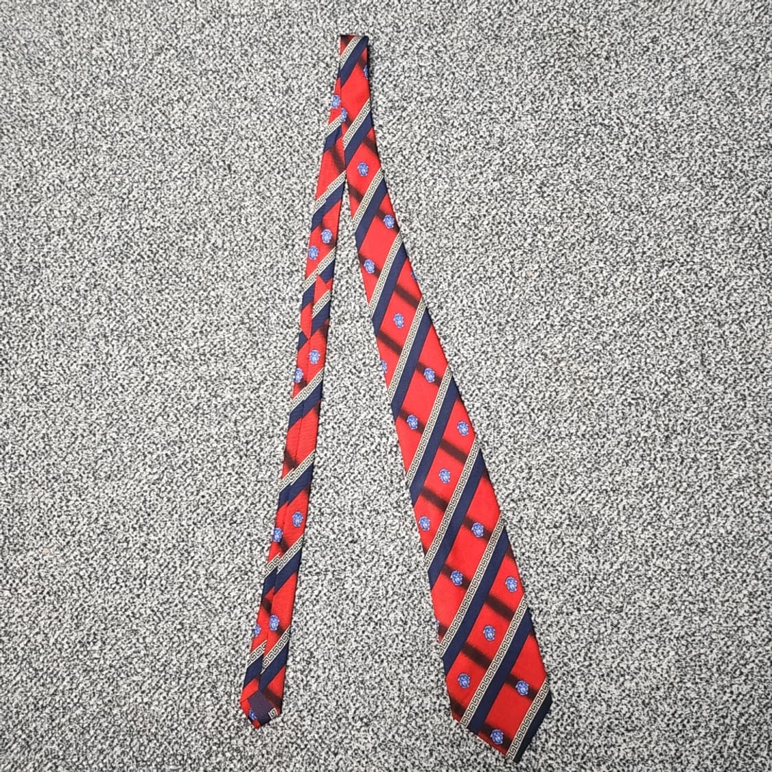 베르사체 메두사 레드 패턴 실크 넥타이 상품이미지2