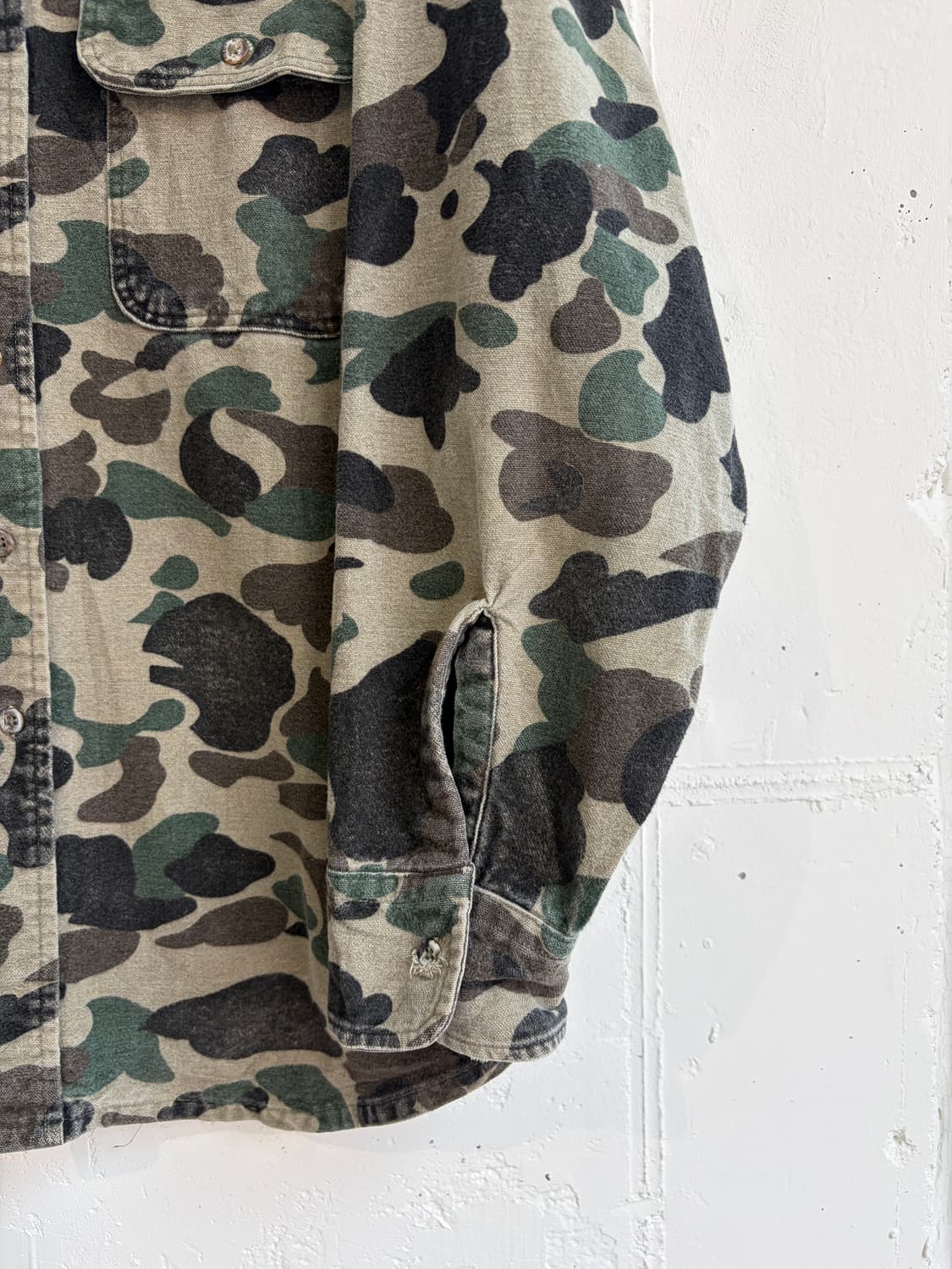 CARHARTT camo shirt jacket 상품이미지3