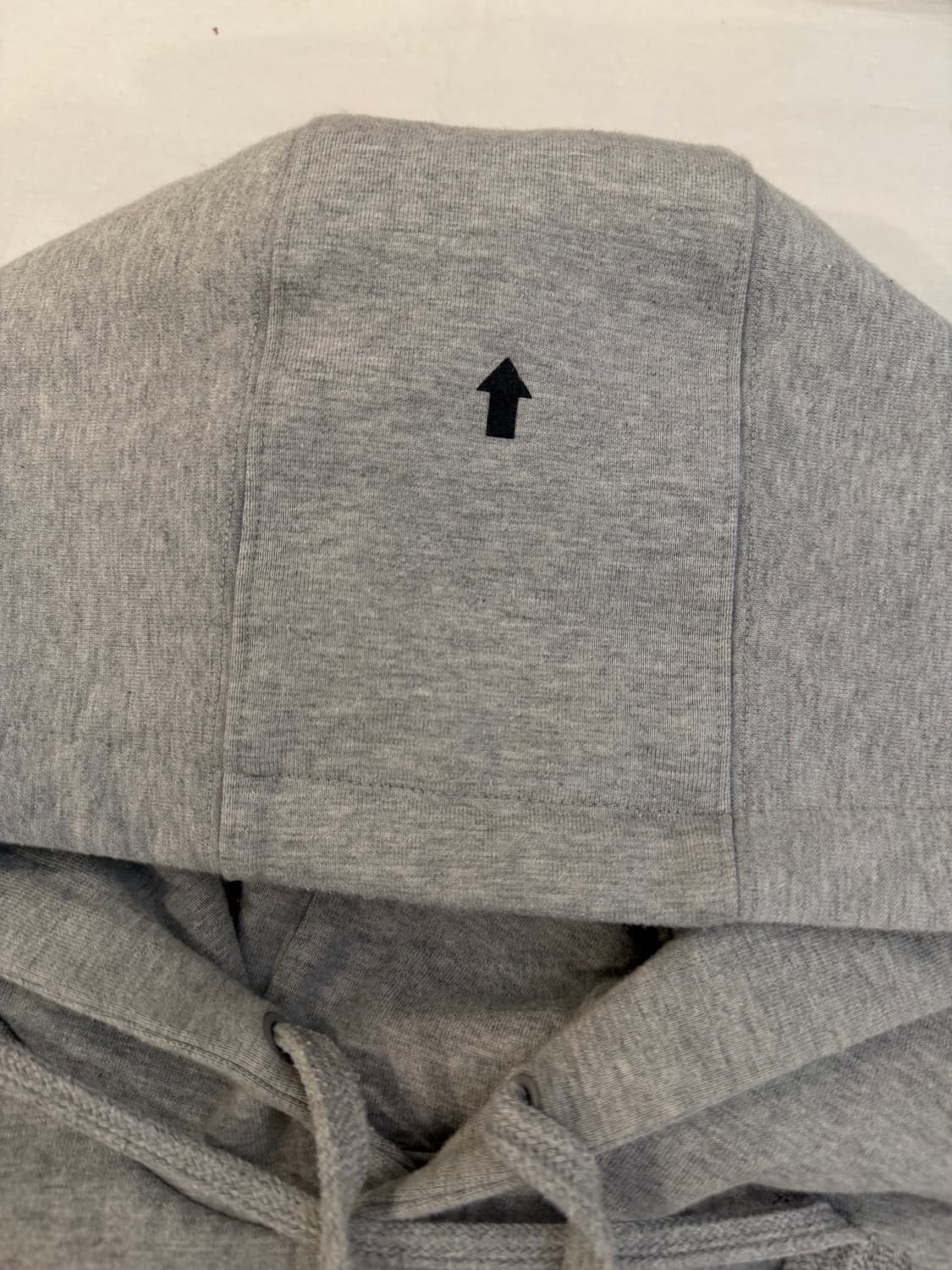 아더에러 19ss 비대칭 썬더 후드티 그레이 상품이미지3