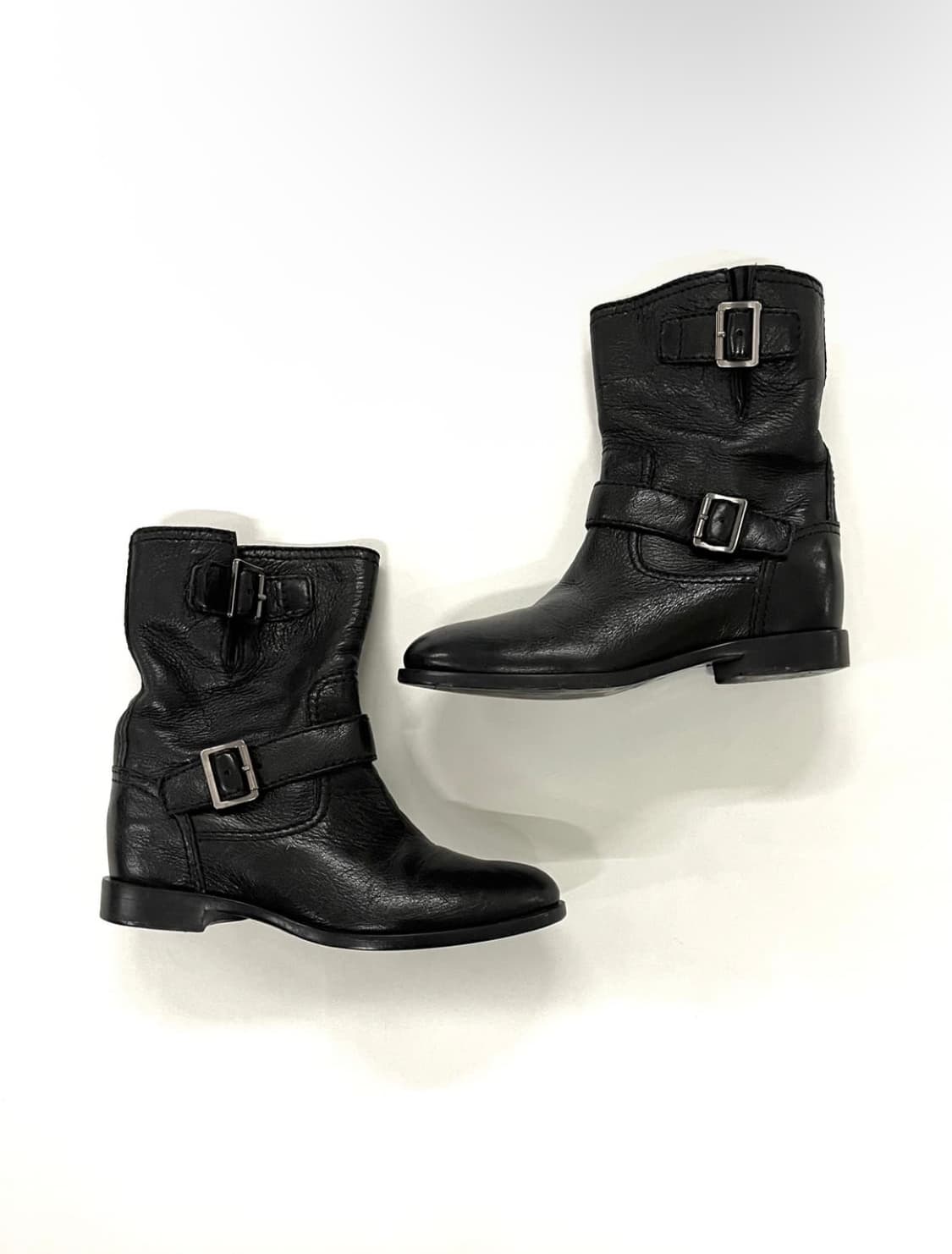 프라다 엔지니어드 부츠 235 상품이미지1