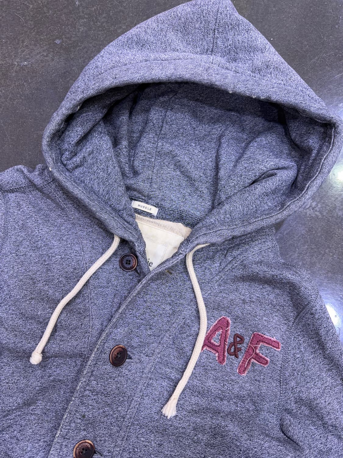 아베크롬비 버튼업 후드 머슬핏 자켓 그레이 M 상품이미지3