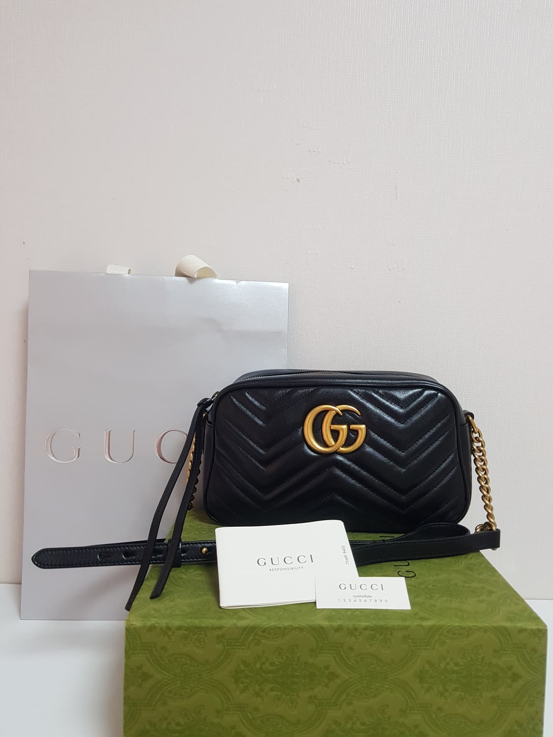 구찌 마틀라세 스몰 ㅡ 실착 5회 미만 상품이미지1