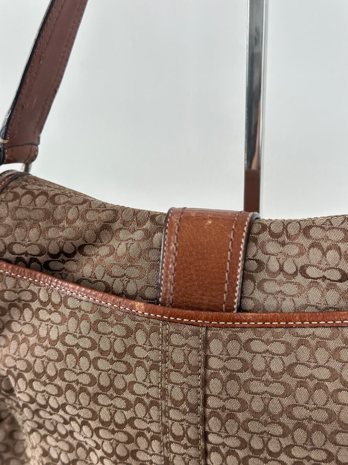 코치 시그니처 자카드 호보백 상품이미지9