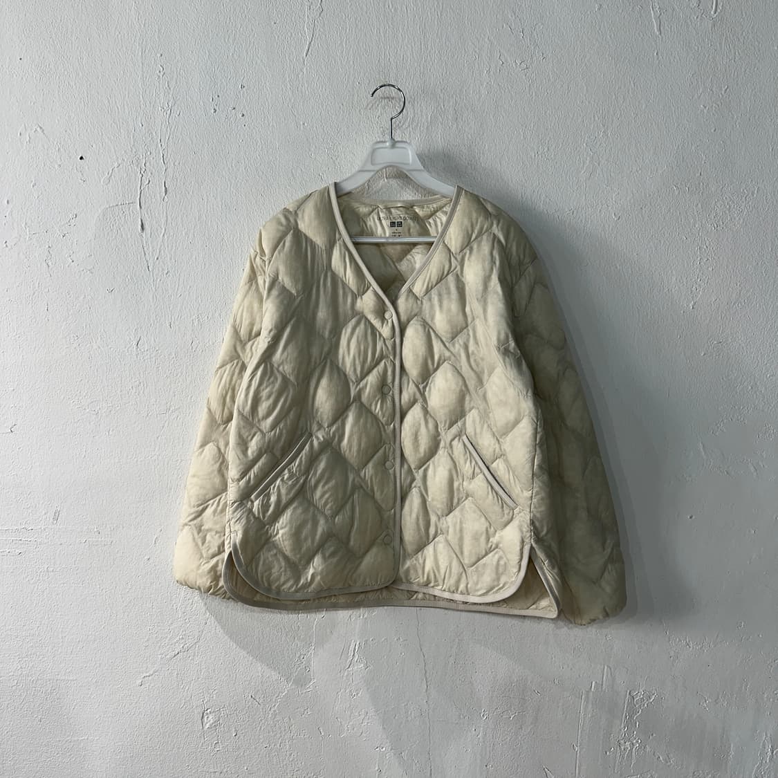 유니클로 울트라라이트다운 퀼팅경량패딩 여성S-M 상품이미지1