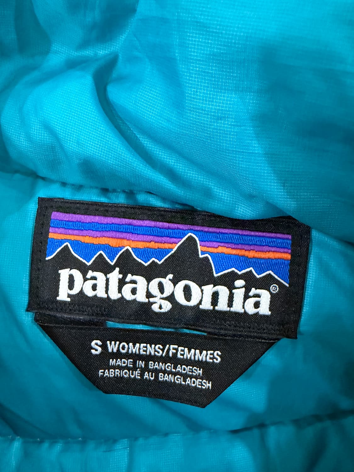 파타고니아 우먼즈 다운 스웨터 후디 자켓 상품이미지6