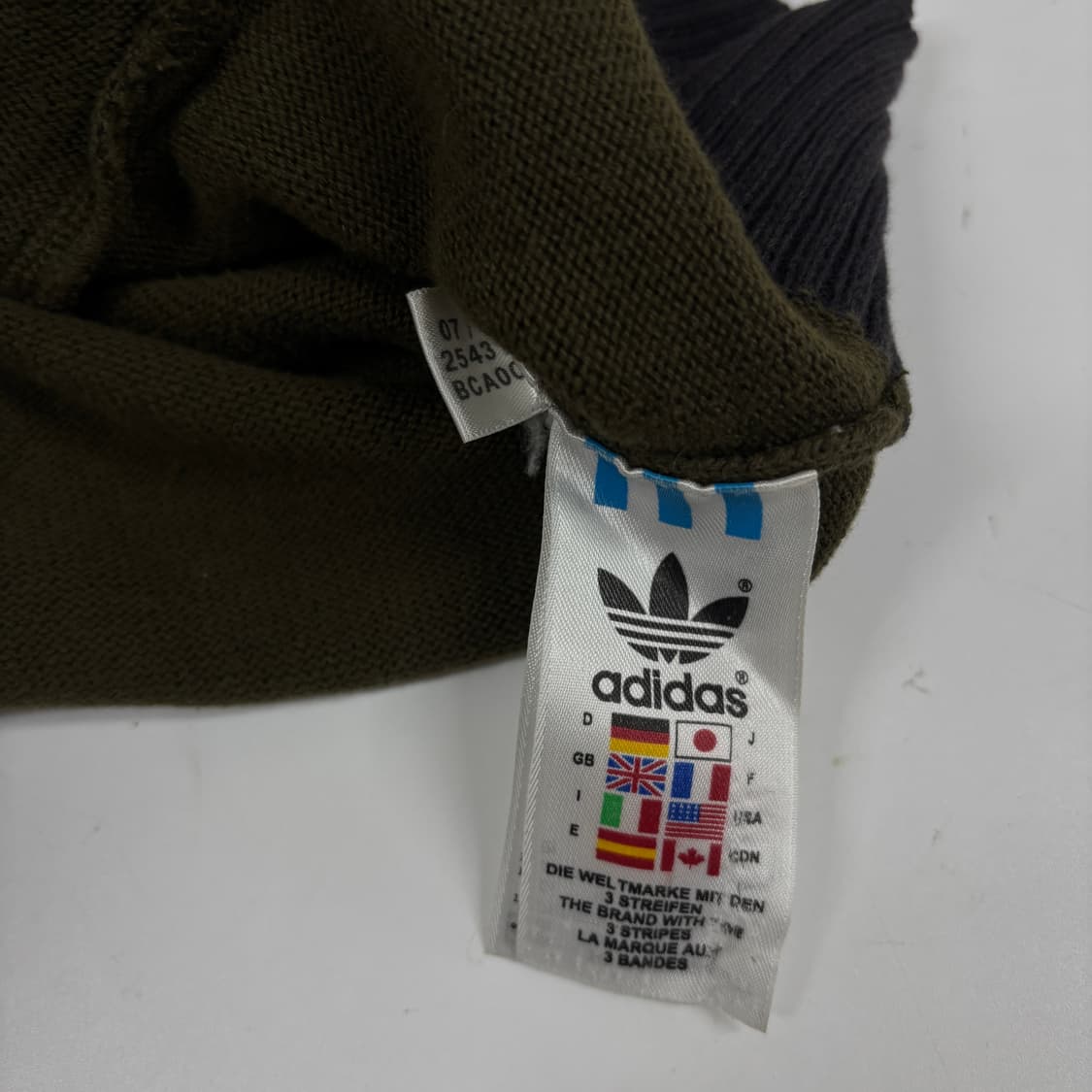 아디다스 니트 집업 상품이미지8