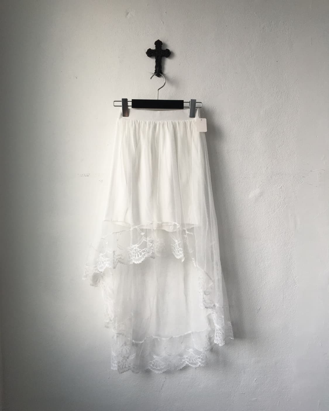 Unbalanced lace sha skirt 상품이미지1