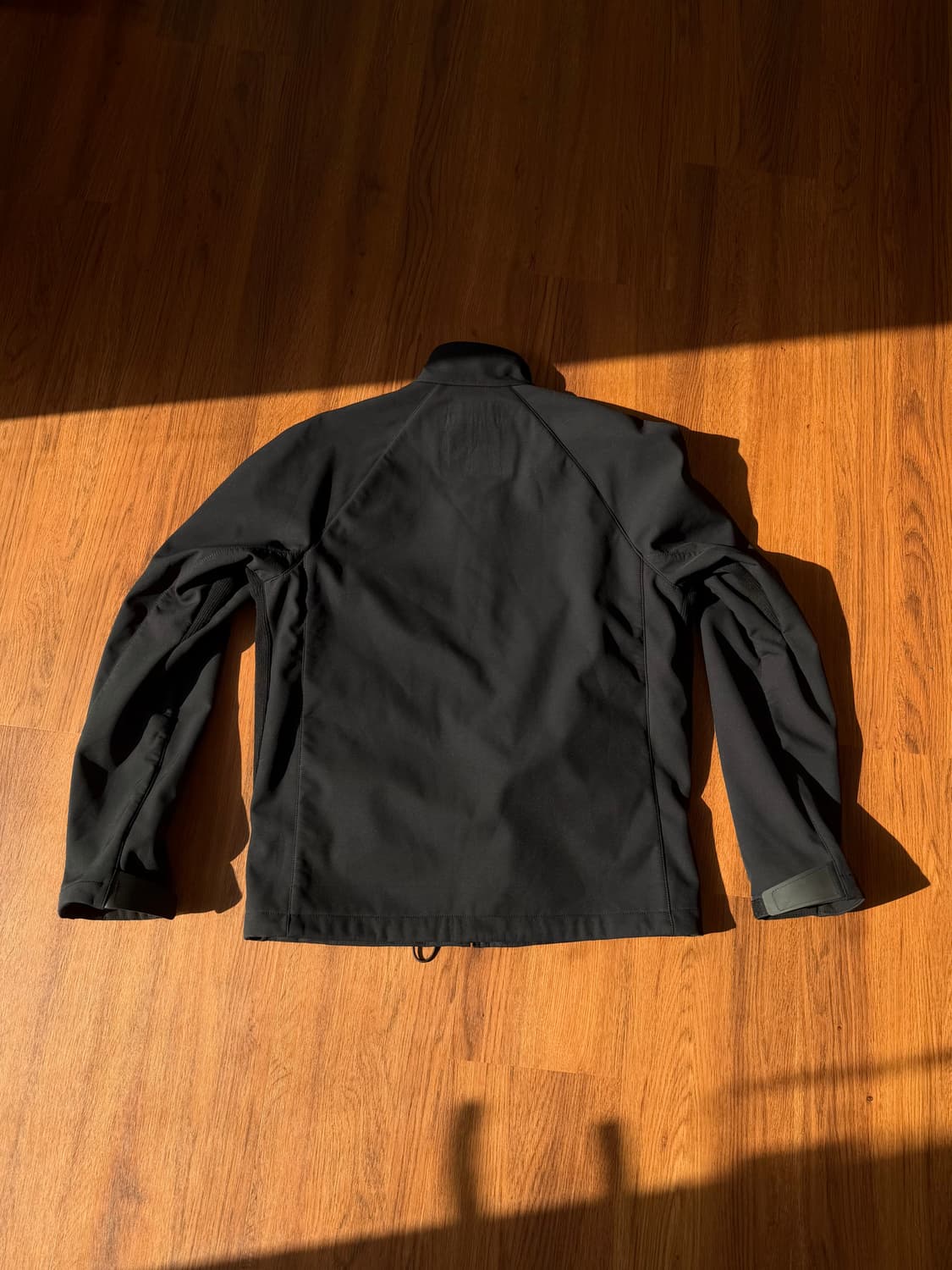프라다 X North Sails 36th 아메리카컵 라인 자켓 상품이미지2