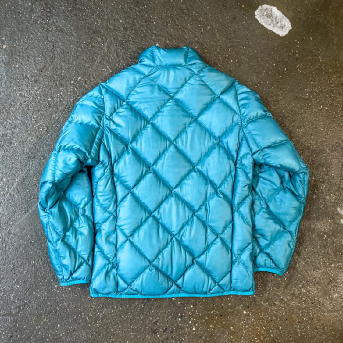 몽벨 재팬 다이아몬드 퀼팅 구스다운 패딩 상품이미지2