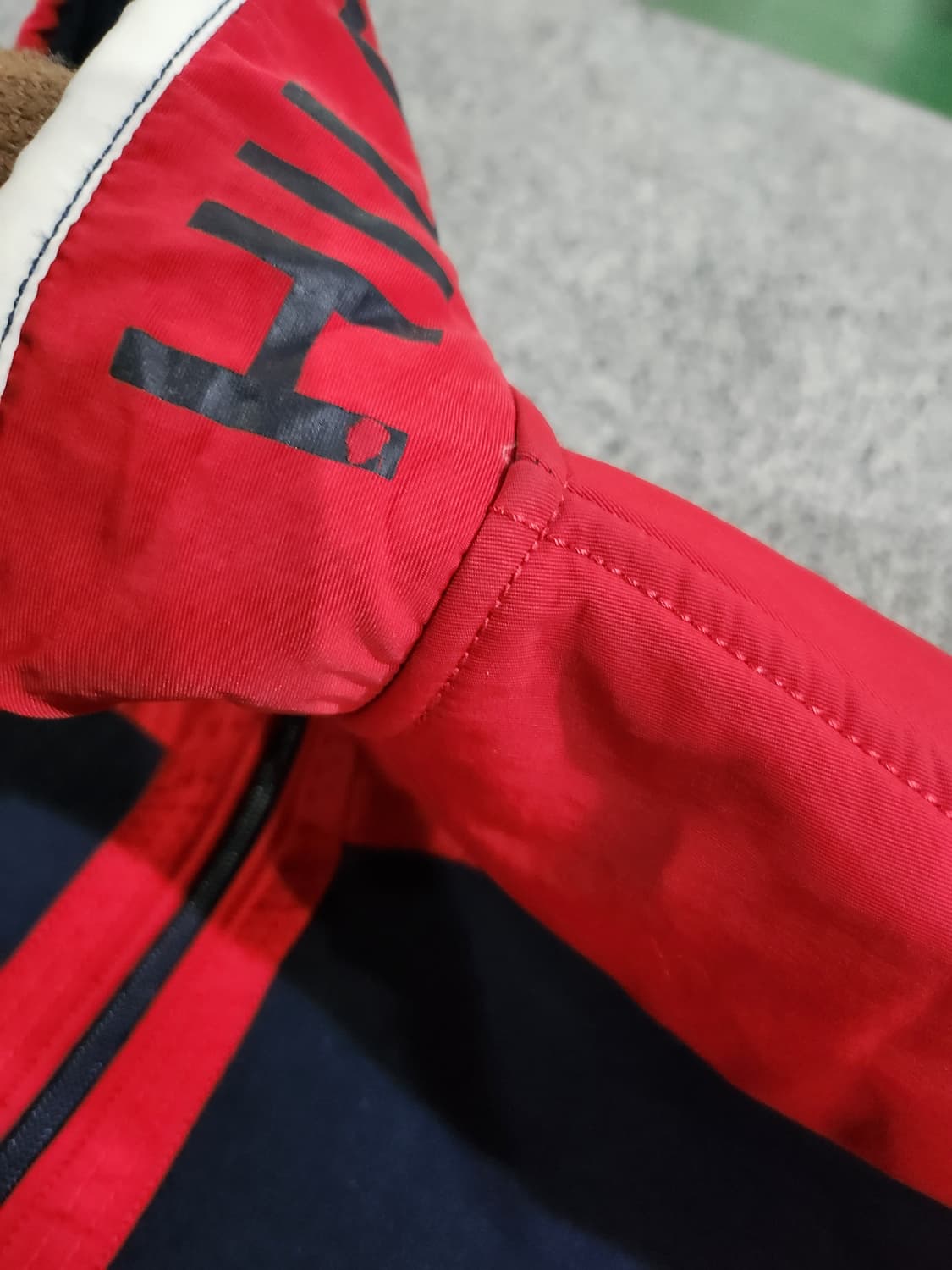 타미 힐피거(Tommy Hilfiger) 배색 집업 자켓 상품이미지6